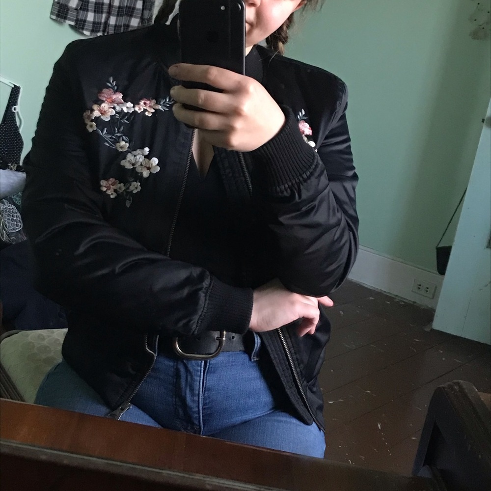 Black AEO Bomber Jacket